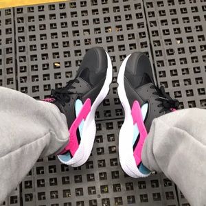 Meet your Posher, Cam